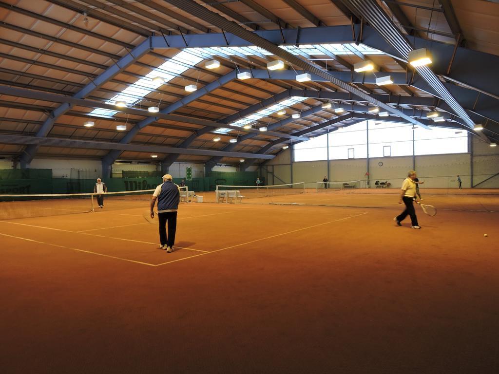 Golf-Tennis-Wellnesshotel Mori Sankt Kanzian am Klopeiner See Exterior photo